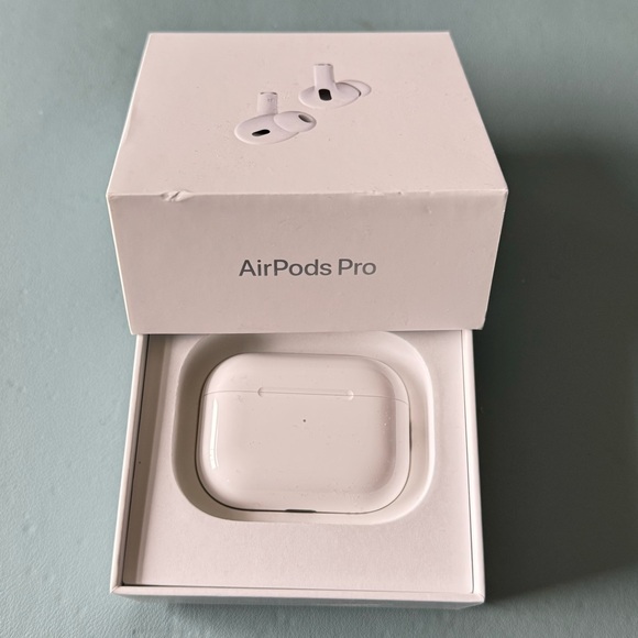 Apple AirPod Pros - Picture 1 of 1